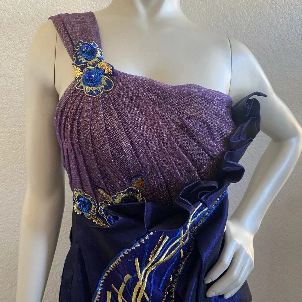 Aspeed One Shoulder Gown Size Small - Picture 3 of 17